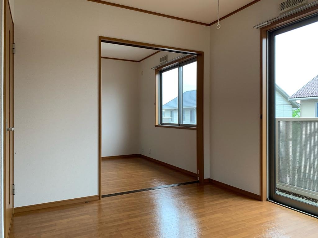 居室・リビング　居間です