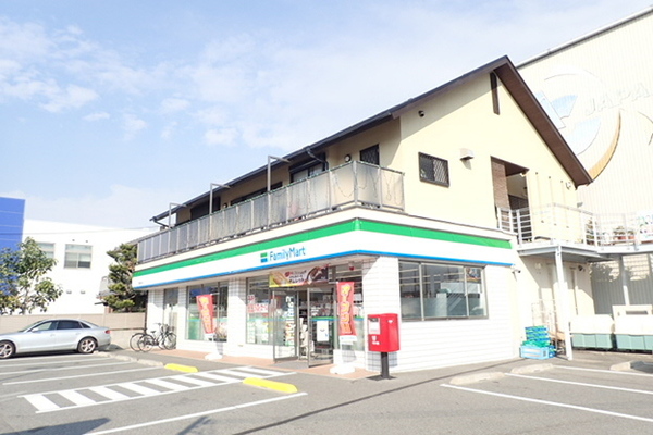 コンビニ　ファミリーマート 堺鳳北町店（コンビニ）まで655m