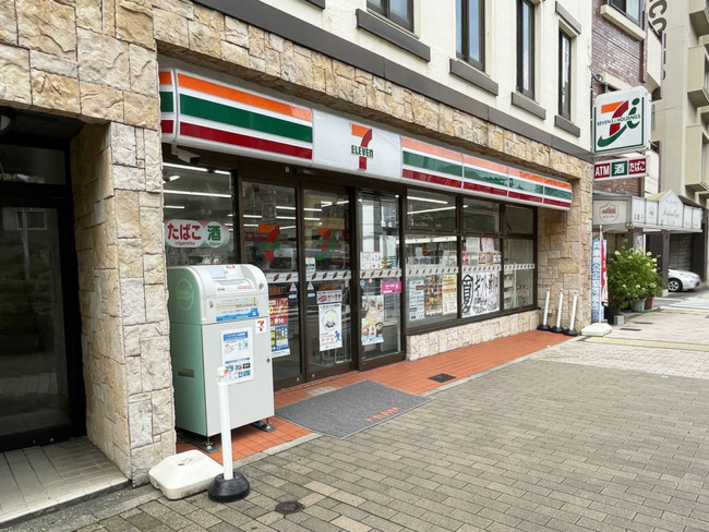 コンビニ　セブンイレブン神戸花隈店（コンビニ）まで226m