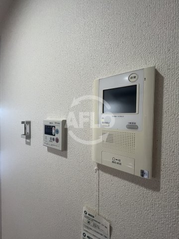 セキュリティ　ルミネソレイユ江坂　モニター付きインターホン