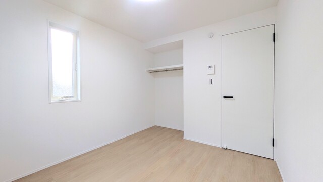 居室・リビング　二面採光で明るいお部屋です