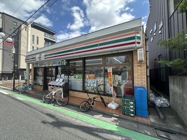 コンビニ　セブン－イレブン杉並天沼通り店（コンビニ）まで656m