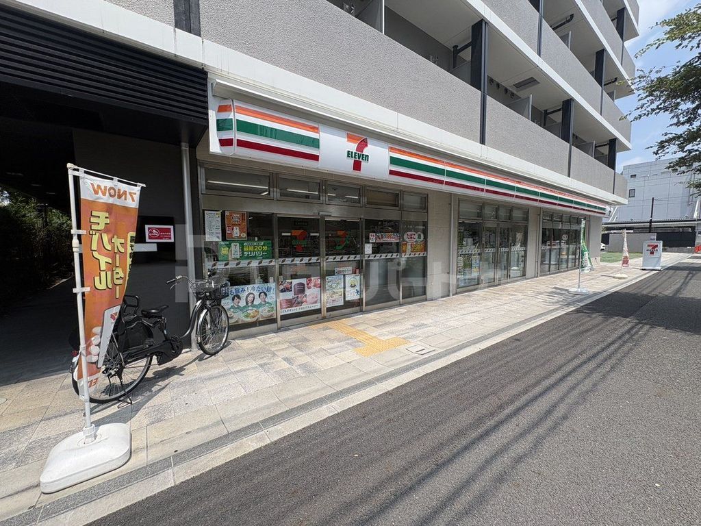 コンビニ　セブンイレブン江東塩浜1丁目店（コンビニ）まで1m