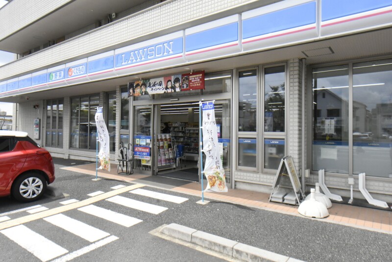 コンビニ　ローソン東川口四丁目店（コンビニ）まで301m