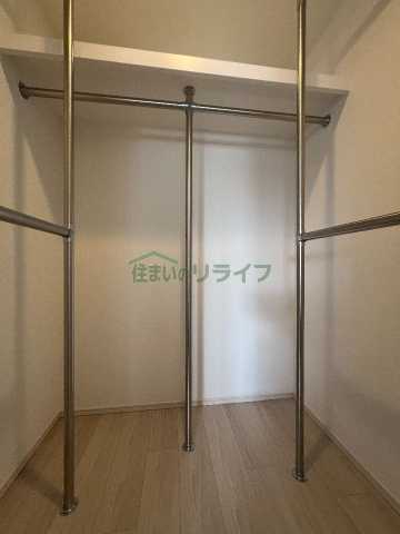 収納　※参考写真　同タイプ（別部屋）の写真となります。
