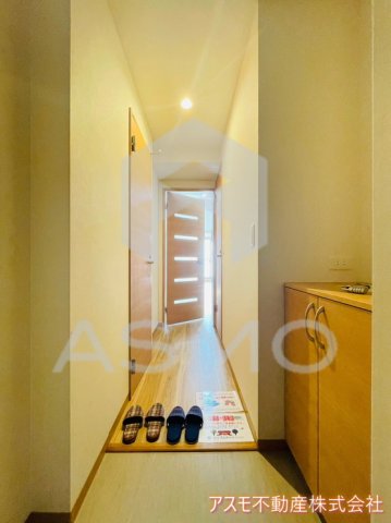 玄関　同マンション別部屋　参考写真