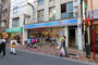 コンビニ　ローソン 巣鴨四丁目店（コンビニ）まで406m