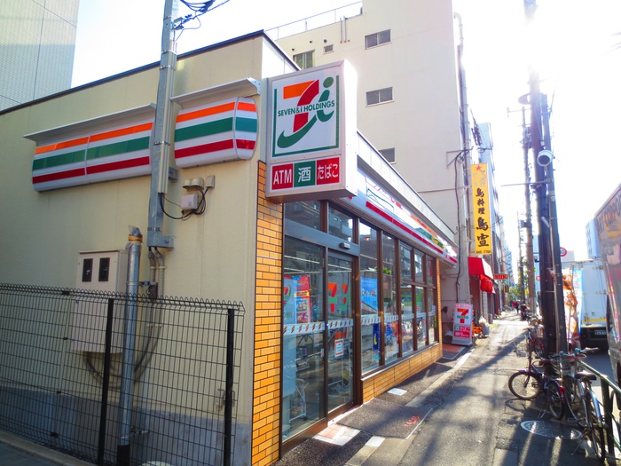 コンビニ　セブンイレブン（コンビニ）まで314m