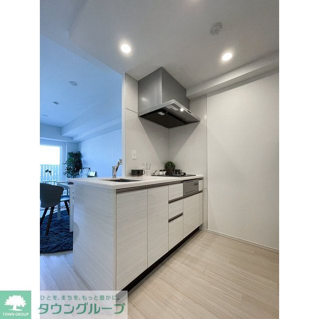 キッチン　【家具/調度品に関しては配置例を示したもので実際の賃貸には…