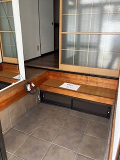 小若江2丁目連棟の玄関写真