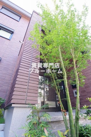 建物外観　ハウスメーカー施工のオシャレな外観！
