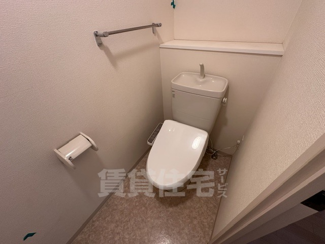 大阪モノレール本線 少路駅 徒歩13分 6階建 築22年のトイレ写真
