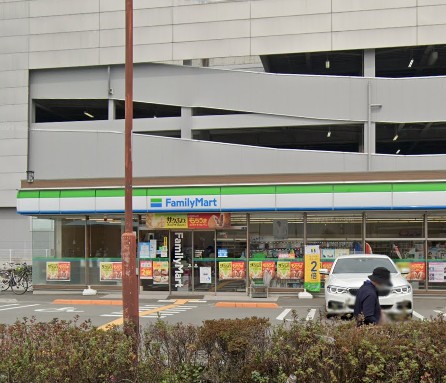 コンビニ　ファミリーマート 門真島頭店（コンビニ）まで198m