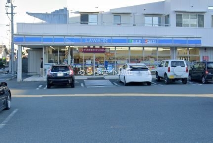 コンビニ　ローソン浜松高林二丁目店（コンビニ）まで581m