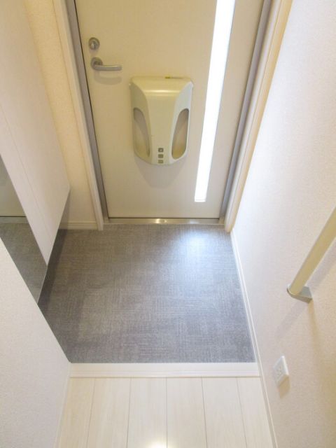 ルワンジュ Aの玄関写真