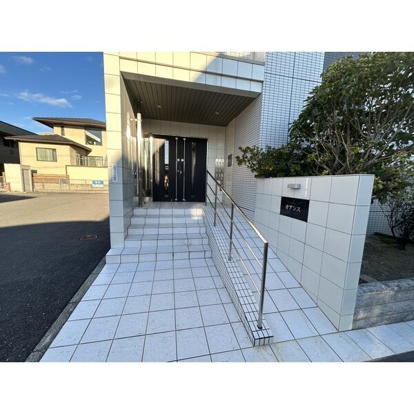 オアシスの外観写真