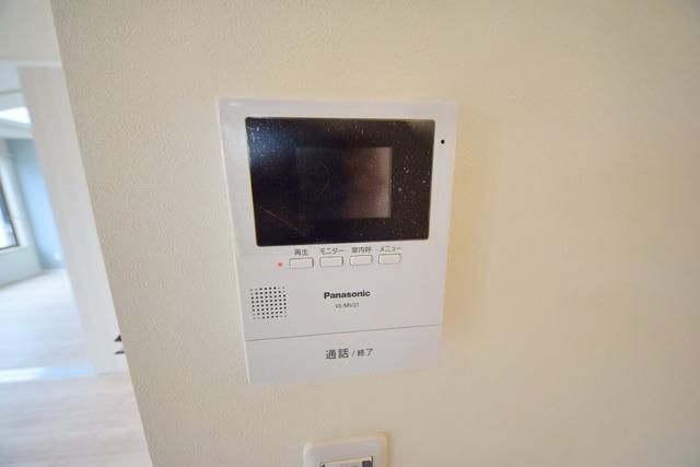 セキュリティ　★ＴＶモニター付インターホンで安心ですね★
