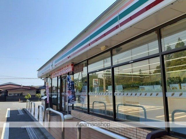 コンビニ　セブンイレブン（コンビニ）まで600m