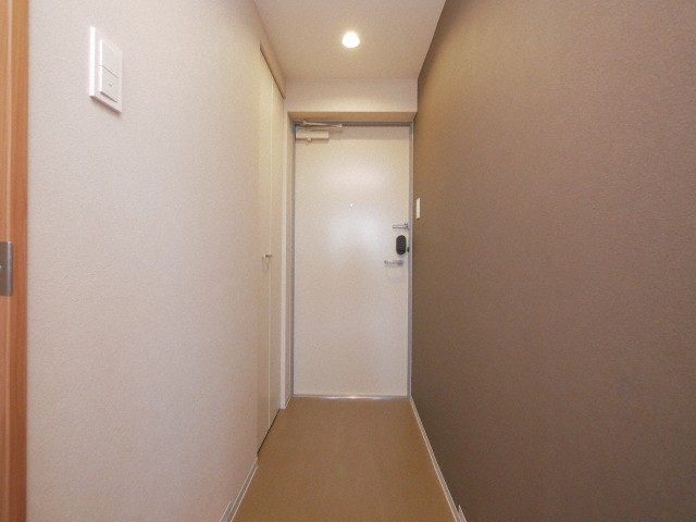 玄関　綺麗な玄関がお出迎えしてくれます♪
