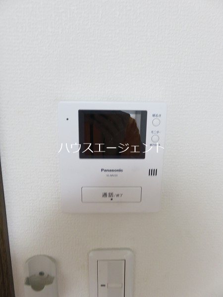 セキュリティ　モニター付インターホンです。