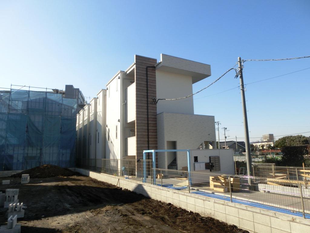 埼玉新都市交通伊奈線 鉄道博物館駅 徒歩11分 2階建 築8年の外観写真