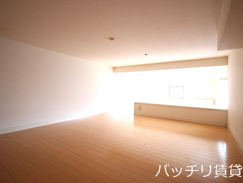 その他部屋・スペース　画像は別号室タイプの為、現状を優先致します。