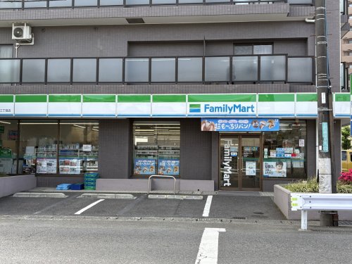 コンビニ　ファミリーマート 相模原淵野辺三丁目店（コンビニ）まで118m