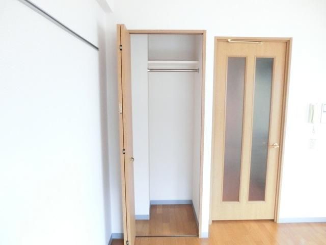収納　クローゼット