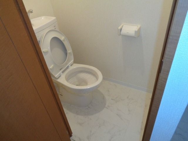 本八幡レジデンスのトイレ写真