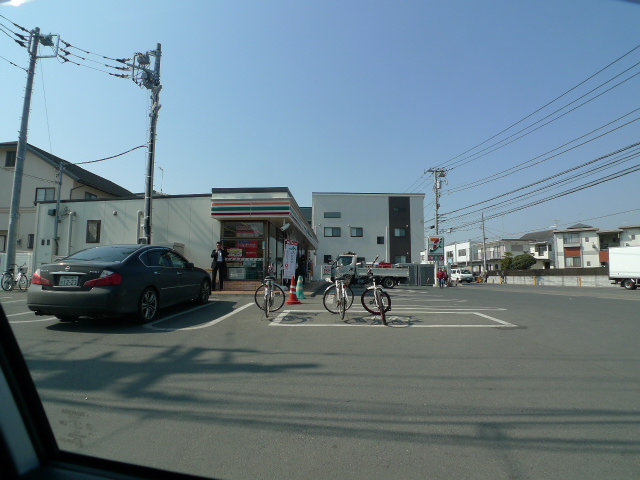 コンビニ　セブンイレブン茅ヶ崎美住町店（コンビニ）まで300m