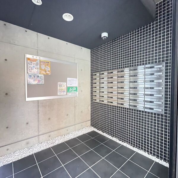 ＪＲ東海道本線 金山駅 徒歩11分 10階建 築18年の外観写真