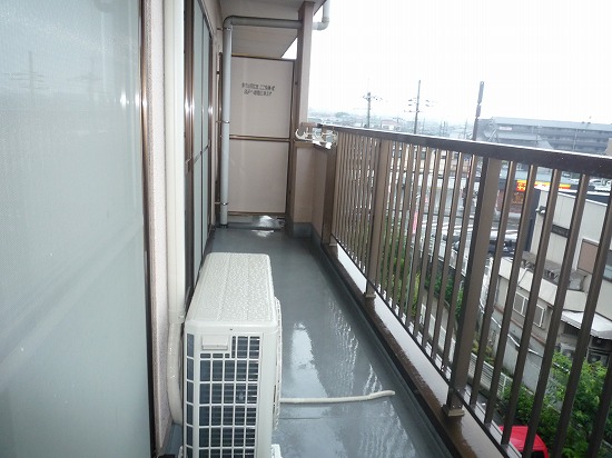 近鉄南大阪線 藤井寺駅 徒歩25分 4階建 築31年の内装写真
