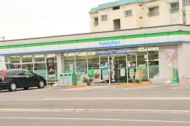 コンビニ　ファミリーマート 木太町八区店（コンビニ）まで679m