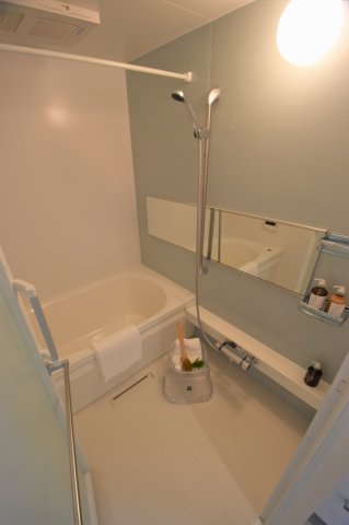バス・シャワールーム　※同ハウスメーカー施工の類似物件参考写真です