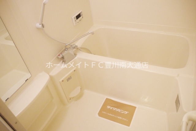 バス・シャワールーム　同型別部屋写真