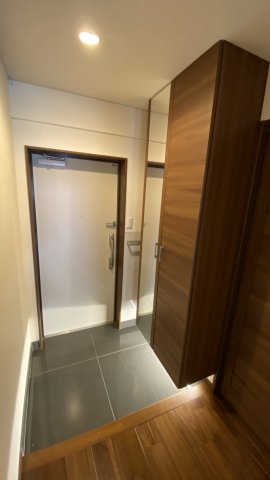 パラシオンの玄関写真