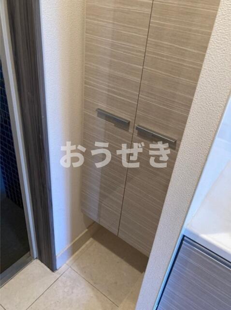 玄関　下足入れ