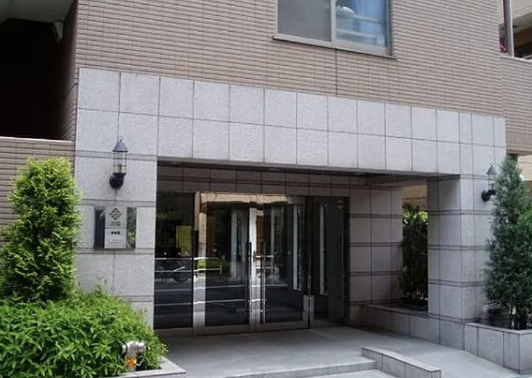 ＪＲ中央線 飯田橋駅 徒歩10分 8階建 築26年の外観写真