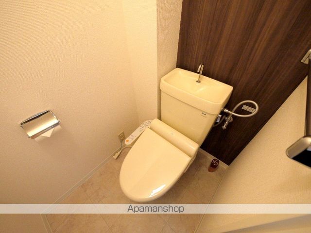 地下鉄名城線 総合リハビリセンター駅 徒歩6分 3階建 築43年のトイレ写真