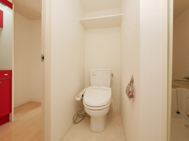 セレニテ難波西のトイレ写真