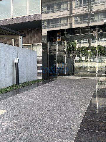 小田急線 登戸駅 徒歩8分 5階建 築11年の外観写真