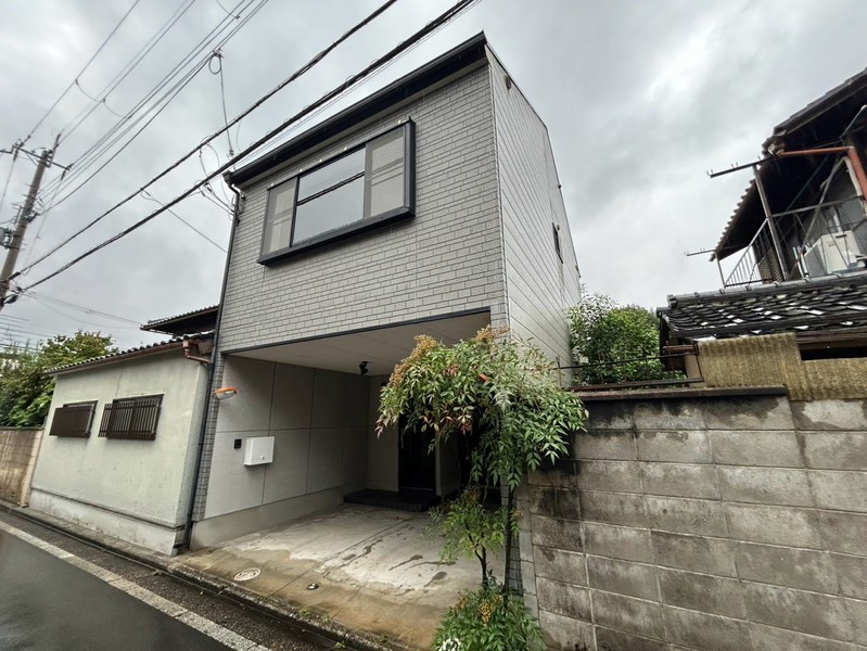 吉田上大路町31-2 貸家