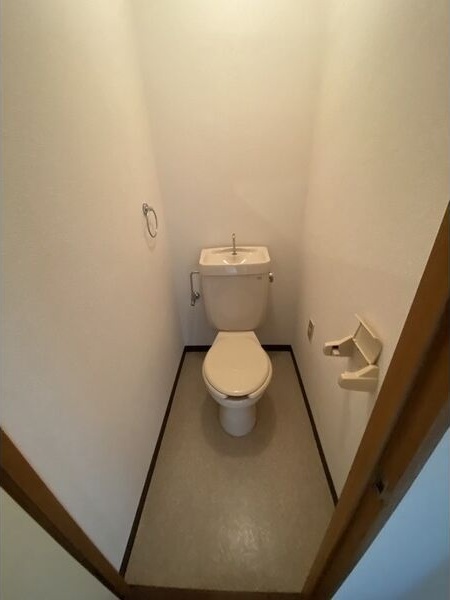 カレッジハイツ豊明のトイレ写真