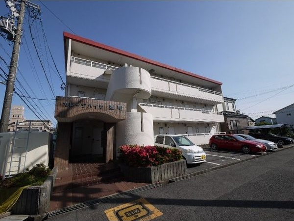 カレッジハイツ豊明の外観写真