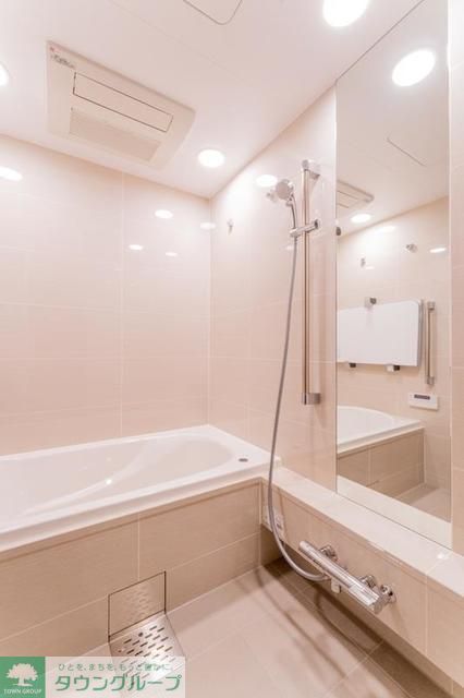 バス・シャワールーム　※写真は同タイプ住戸です。