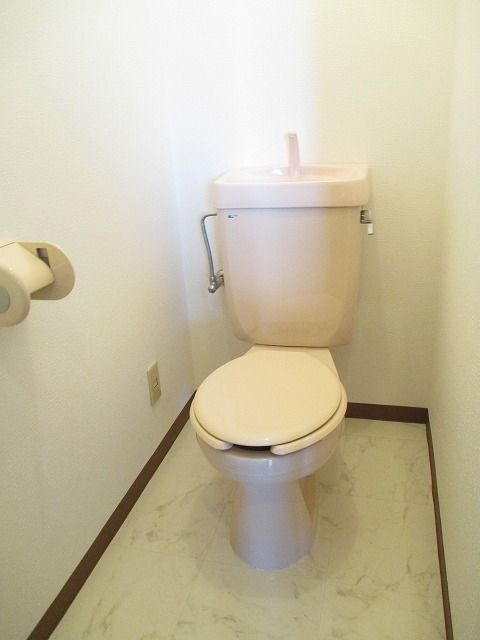 マンション・カームのトイレ写真