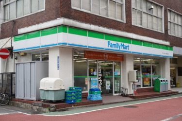 コンビニ　ファミリーマート テイスティ溝ノ口店（コンビニ）まで89m