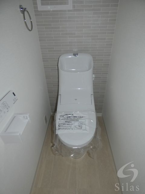 阪急宝塚線 曽根駅 徒歩5分 3階建 築4年のトイレ写真