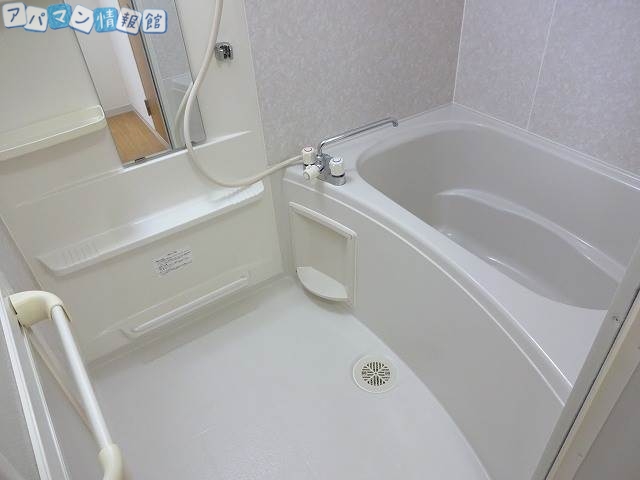 タウンコート西大畑の風呂写真