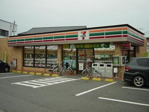 コンビニ　セブンイレブン富士市横割店（コンビニ）まで324m